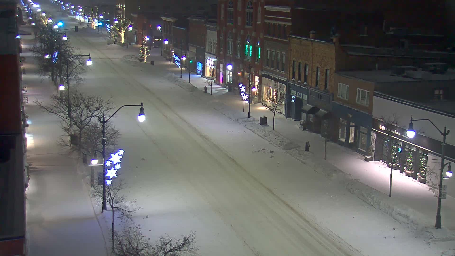 Collingwood Downtown Live Cam - Collingwood , Simcoe, Ontario, Canada