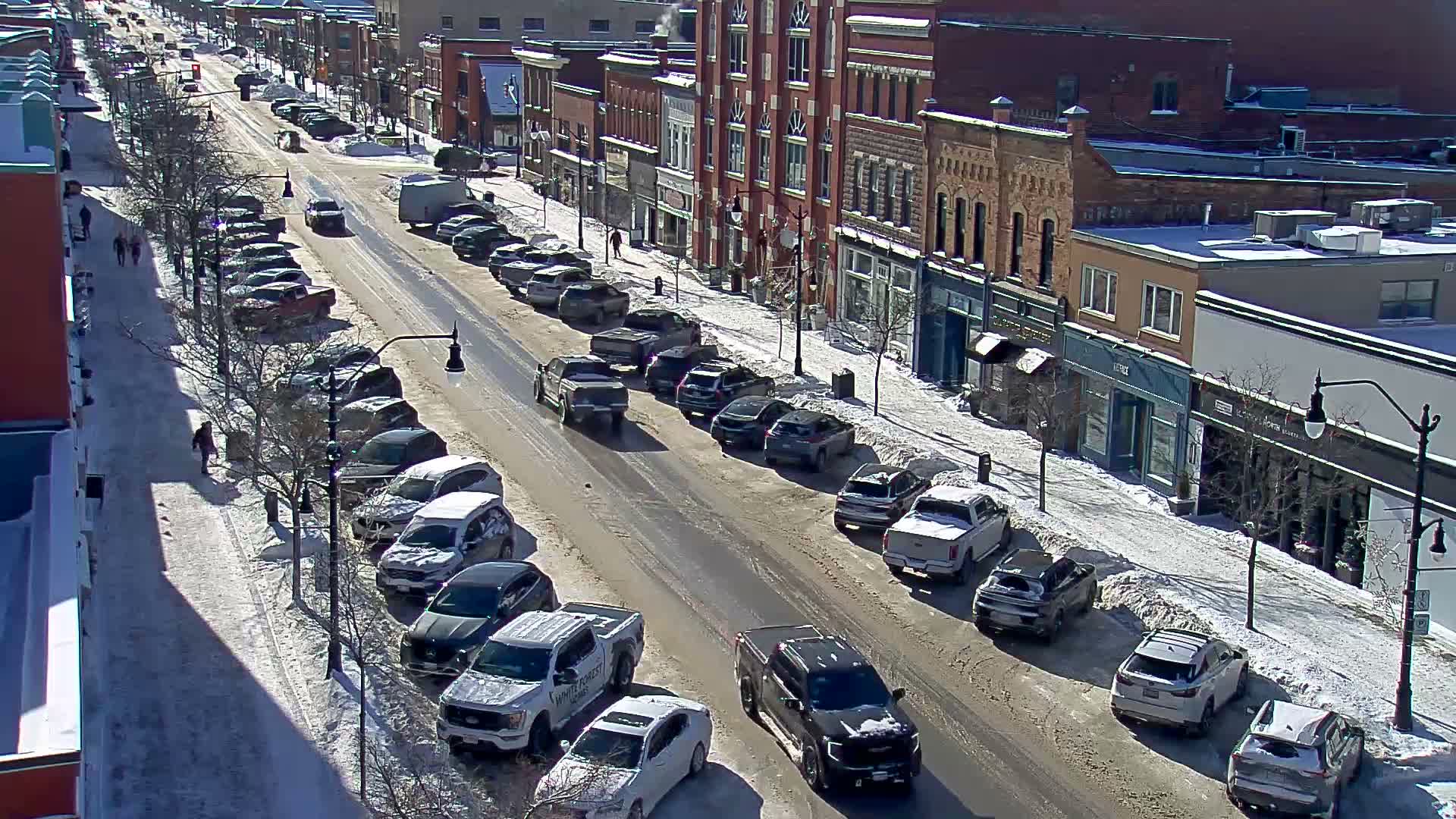 Collingwood Downtown Live Cam - Collingwood , Simcoe, Ontario, Canada
