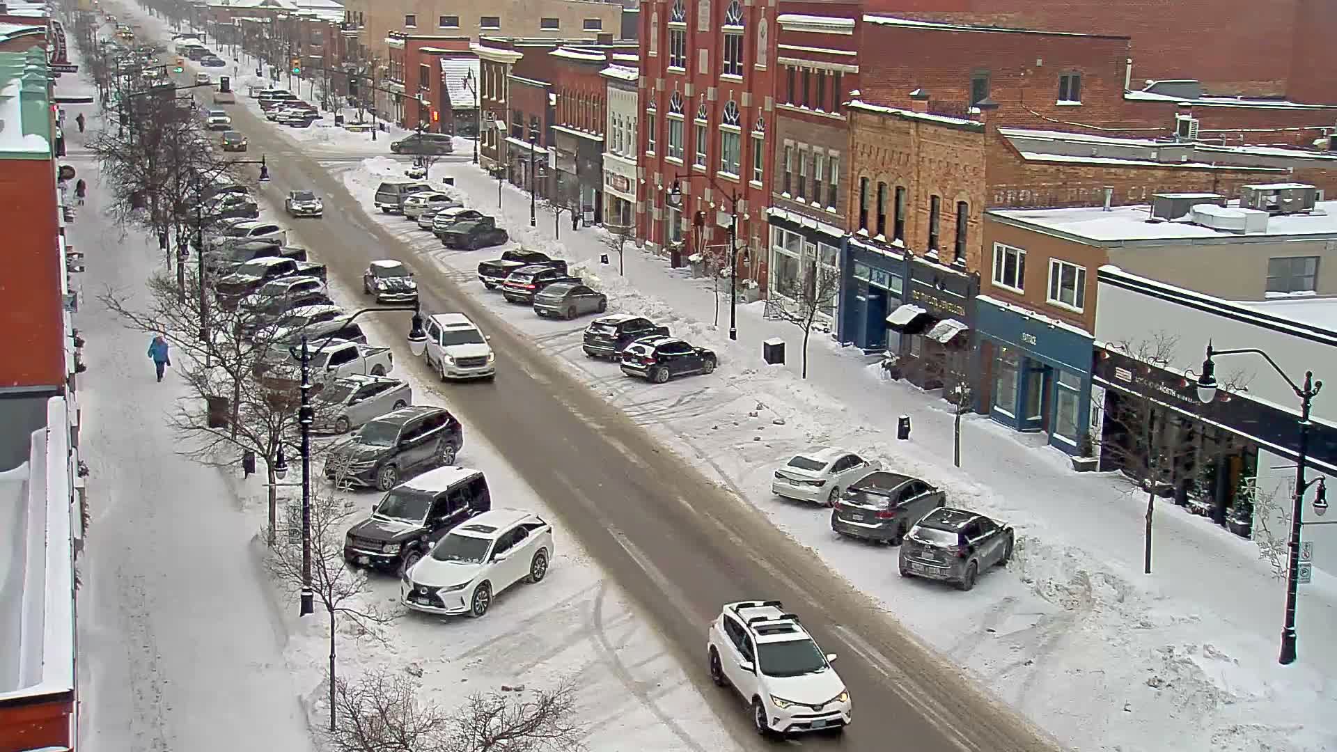 Collingwood Downtown Live Cam - Collingwood , Simcoe, Ontario, Canada