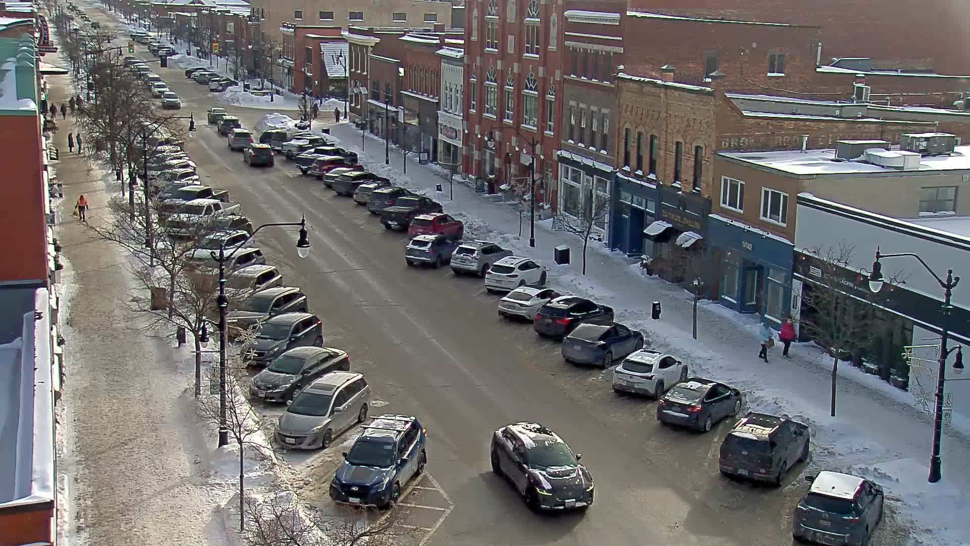 Collingwood Downtown Live Cam - Collingwood , Simcoe, Ontario, Canada