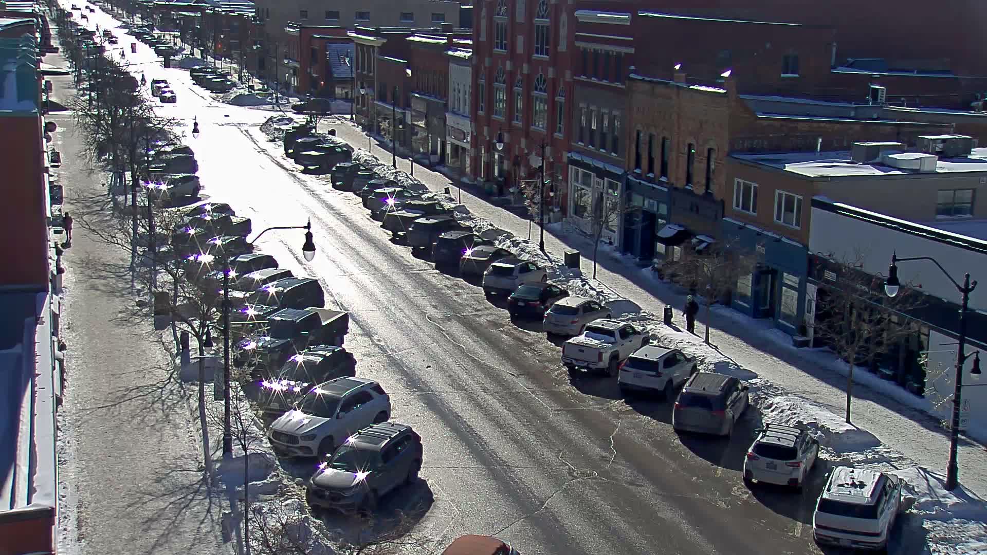 Collingwood Downtown Live Cam - Collingwood , Simcoe, Ontario, Canada