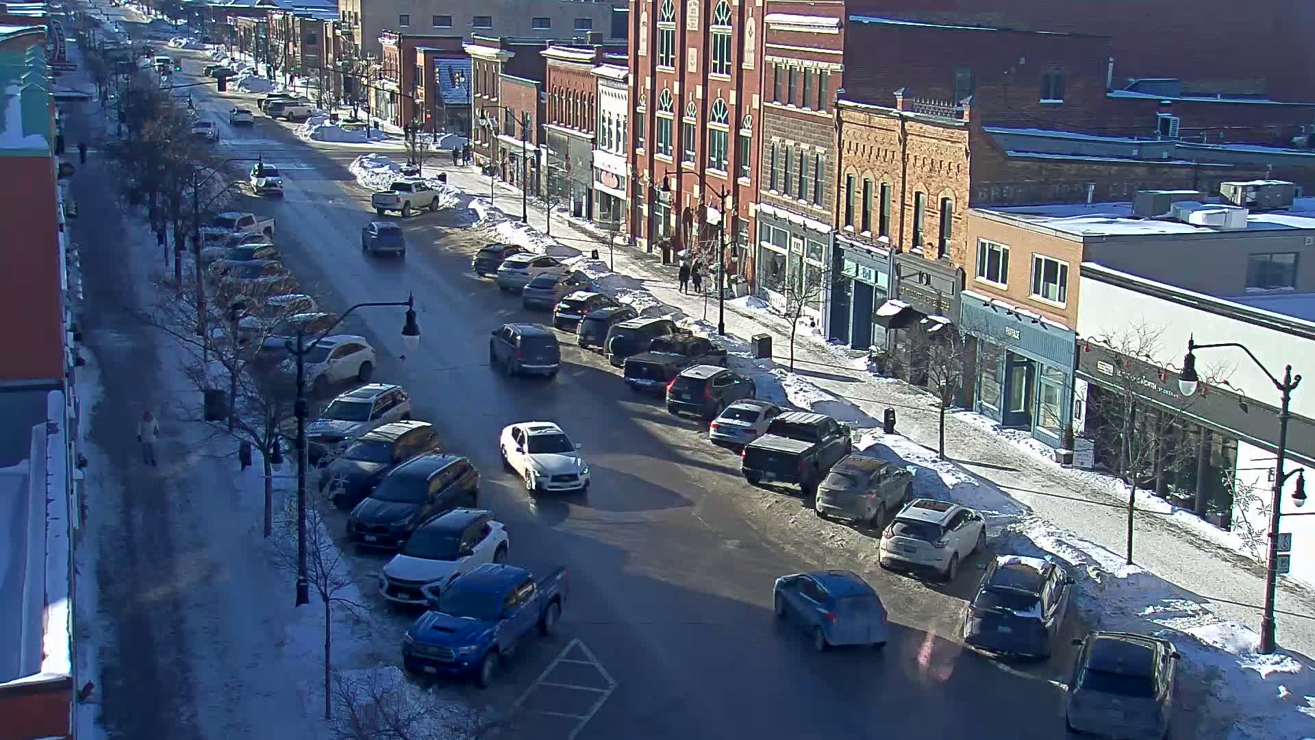 Collingwood Downtown Live Cam - Collingwood , Simcoe, Ontario, Canada