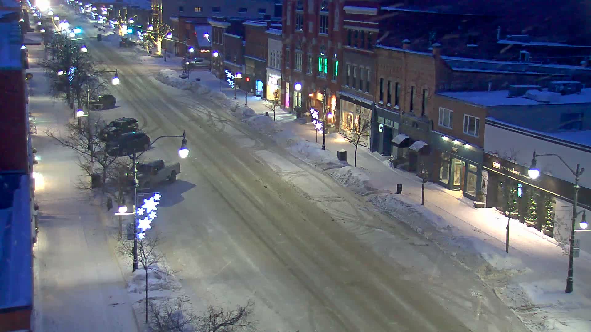 Collingwood Downtown Live Cam - Collingwood , Simcoe, Ontario, Canada