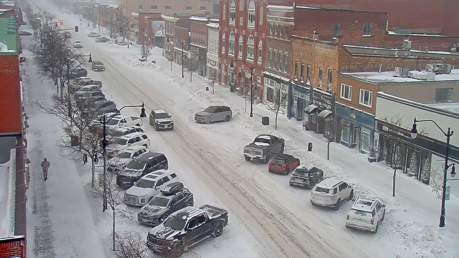 Collingwood Downtown Live Cam - Collingwood , Simcoe, Ontario, Canada