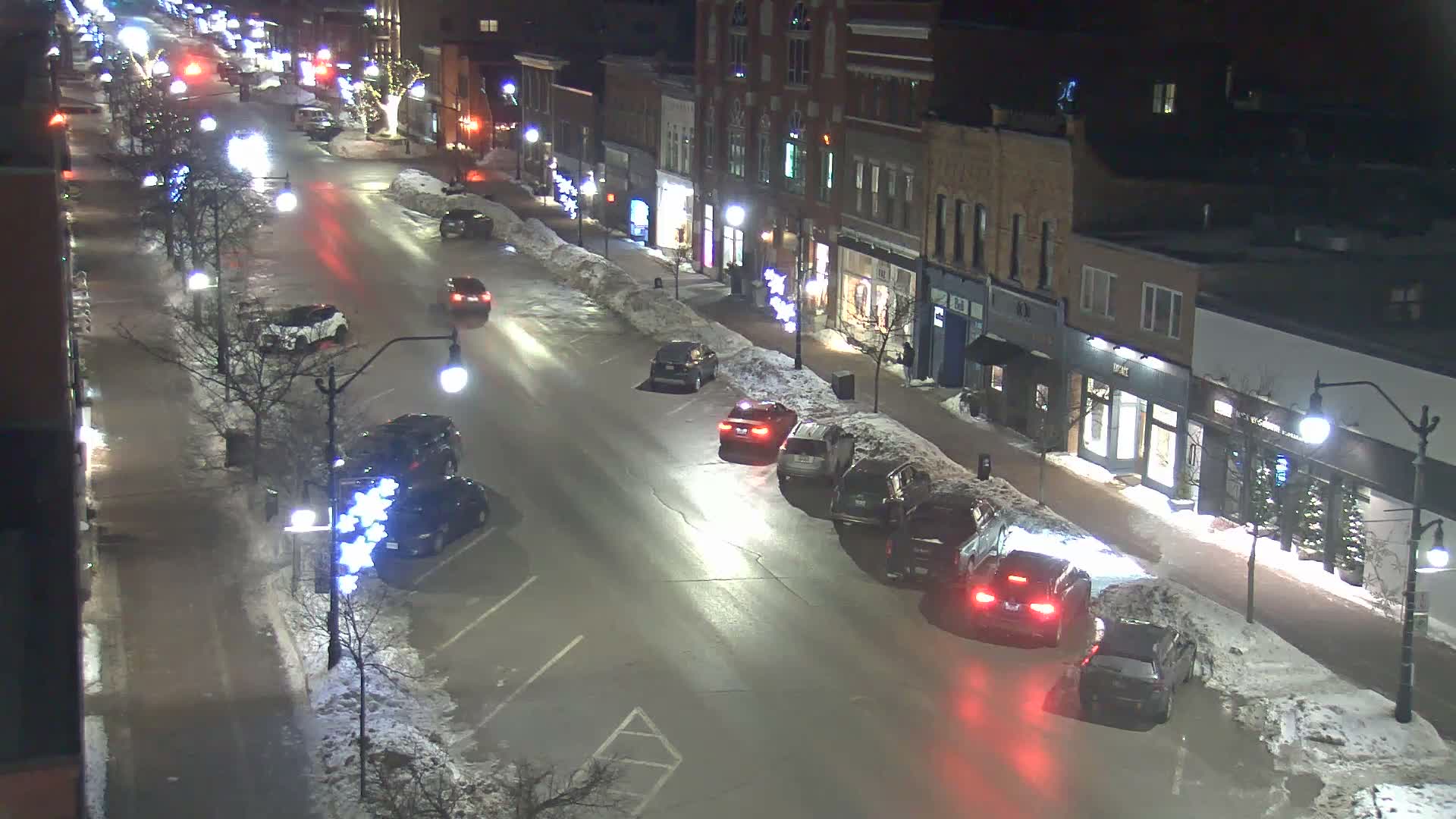 Collingwood Downtown Live Cam - Collingwood , Simcoe, Ontario, Canada