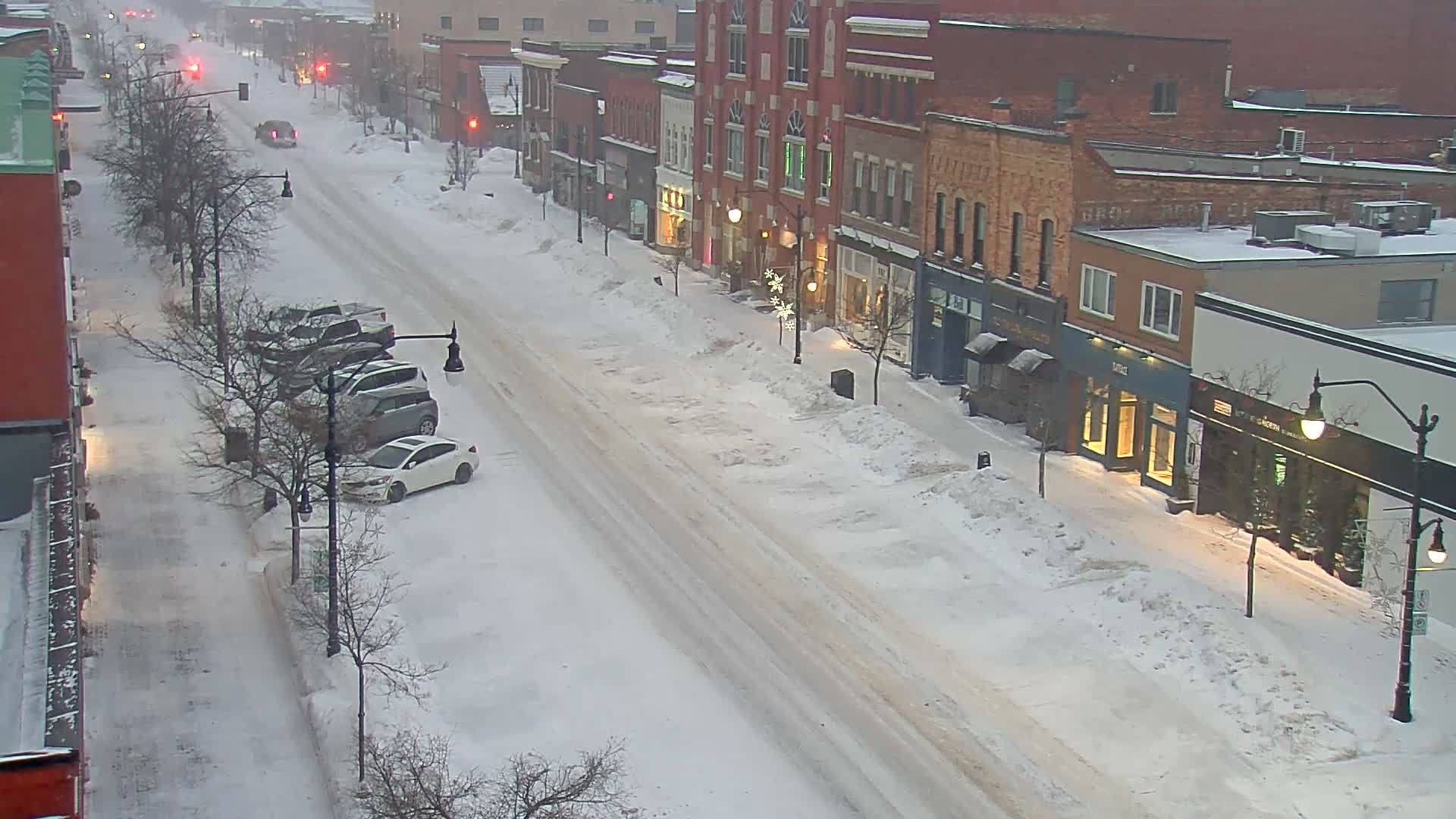 Collingwood Downtown Live Cam - Collingwood , Simcoe, Ontario, Canada
