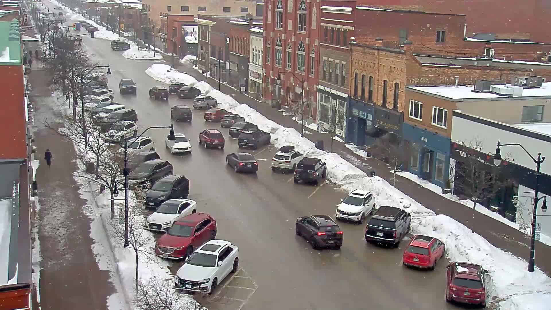 Collingwood Downtown Live Cam - Collingwood , Simcoe, Ontario, Canada
