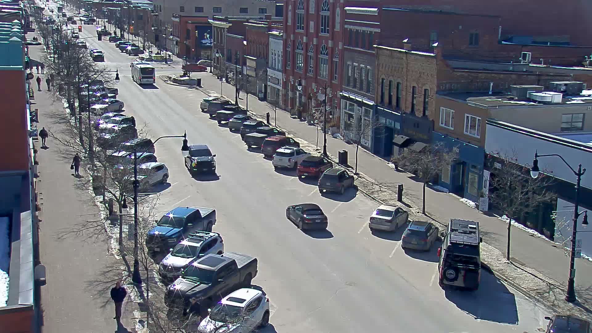Collingwood Downtown Live Cam - Collingwood , Simcoe, Ontario, Canada