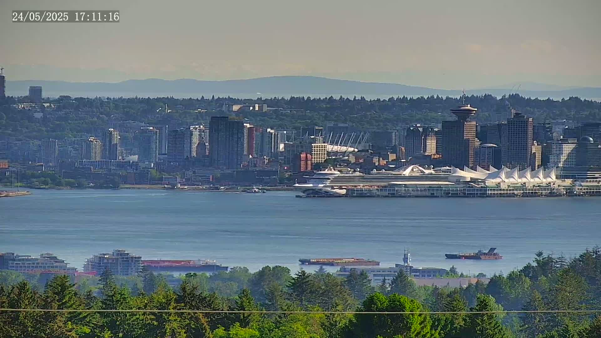 Vancouver City Skyline  & Cruise Ship Spotting Live Cam - Vancouver, Metro Vancouver, British Columbia, Canada