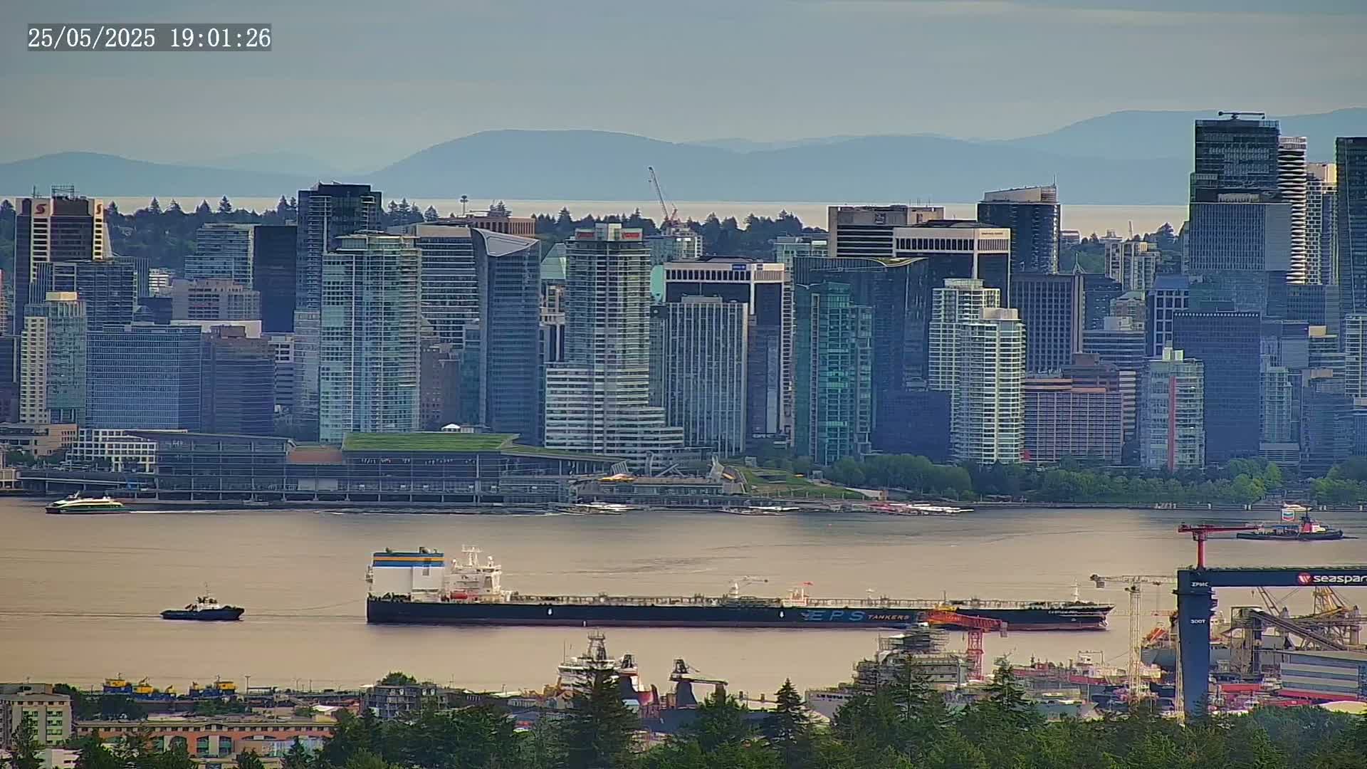 Vancouver City Skyline  & Cruise Ship Spotting Live Cam - Vancouver, Metro Vancouver, British Columbia, Canada