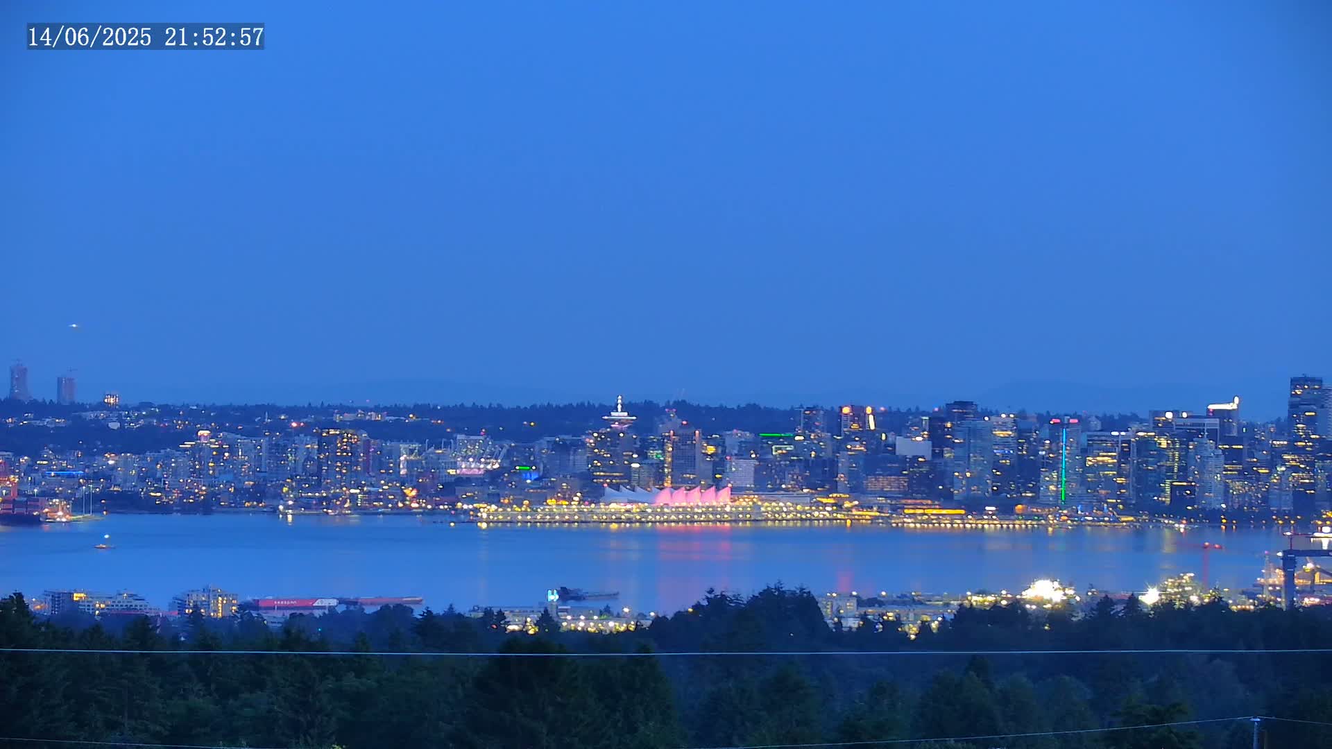 Vancouver City Skyline  & Cruise Ship Spotting Live Cam - Vancouver, Metro Vancouver, British Columbia, Canada