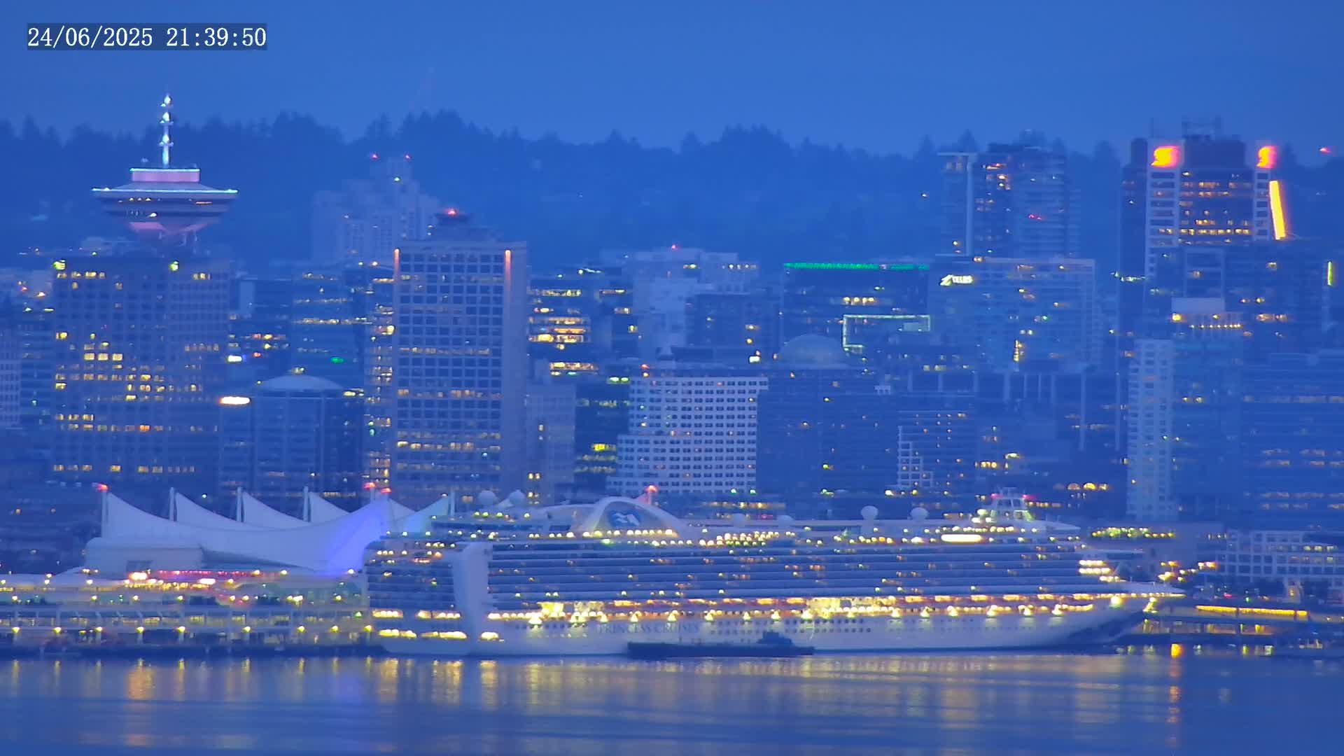 Vancouver City Skyline  & Cruise Ship Spotting Live Cam - Vancouver, Metro Vancouver, British Columbia, Canada