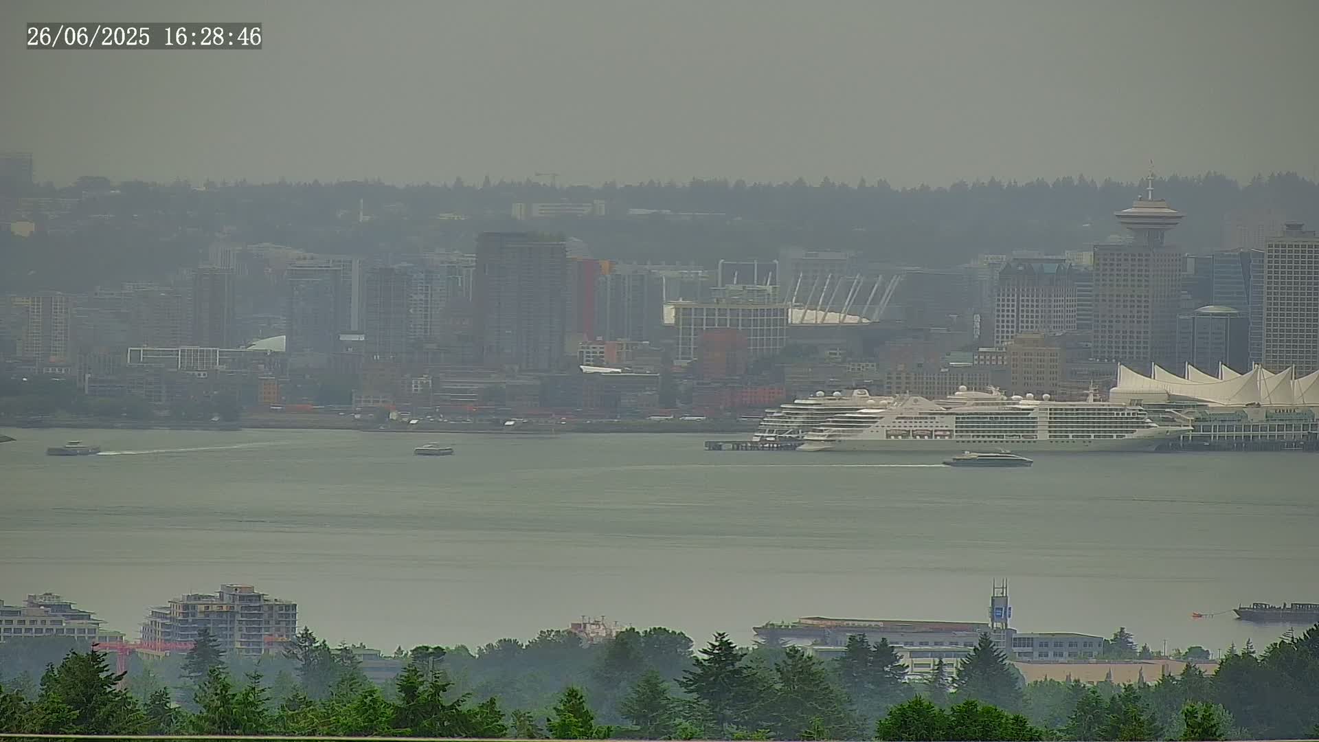 Vancouver City Skyline  & Cruise Ship Spotting Live Cam - Vancouver, Metro Vancouver, British Columbia, Canada