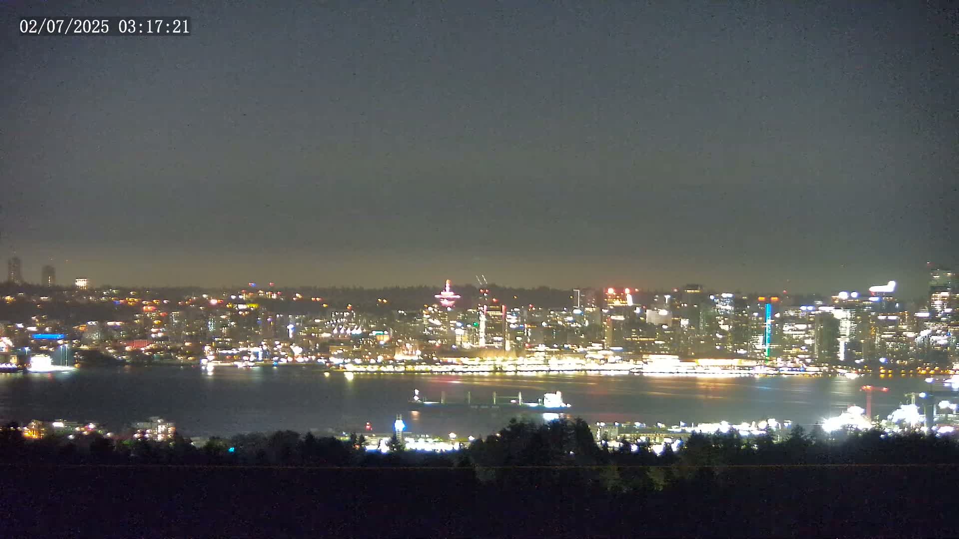 Vancouver City Skyline  & Cruise Ship Spotting Live Cam - Vancouver, Metro Vancouver, British Columbia, Canada