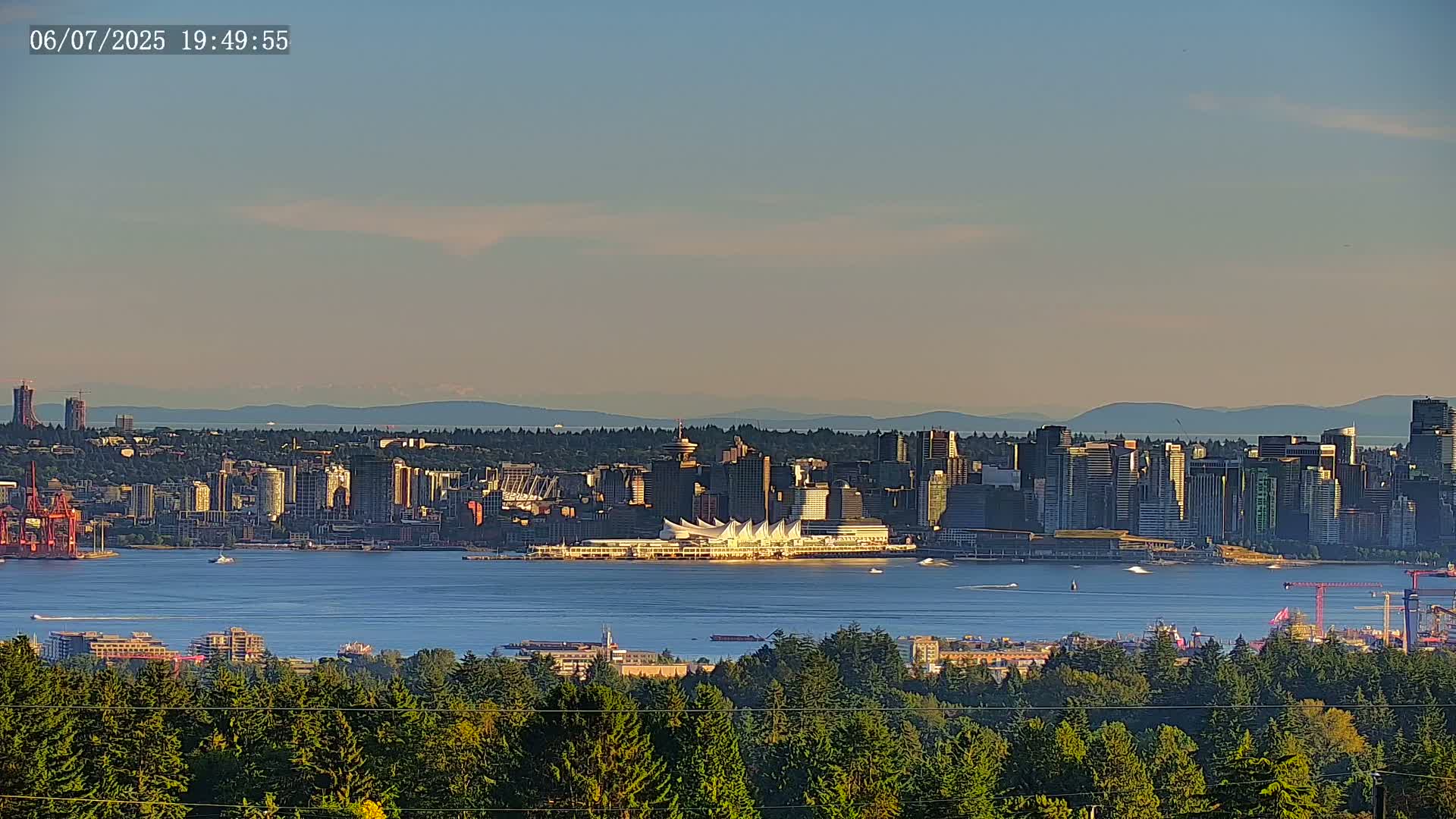 Vancouver City Skyline  & Cruise Ship Spotting Live Cam - Vancouver, Metro Vancouver, British Columbia, Canada