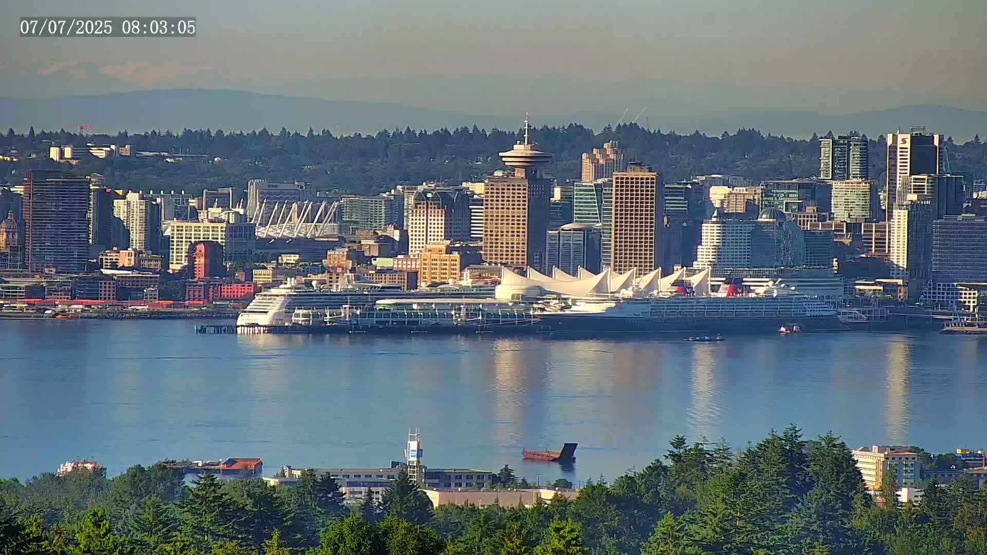 Vancouver City Skyline  & Cruise Ship Spotting Live Cam - Vancouver, Metro Vancouver, British Columbia, Canada