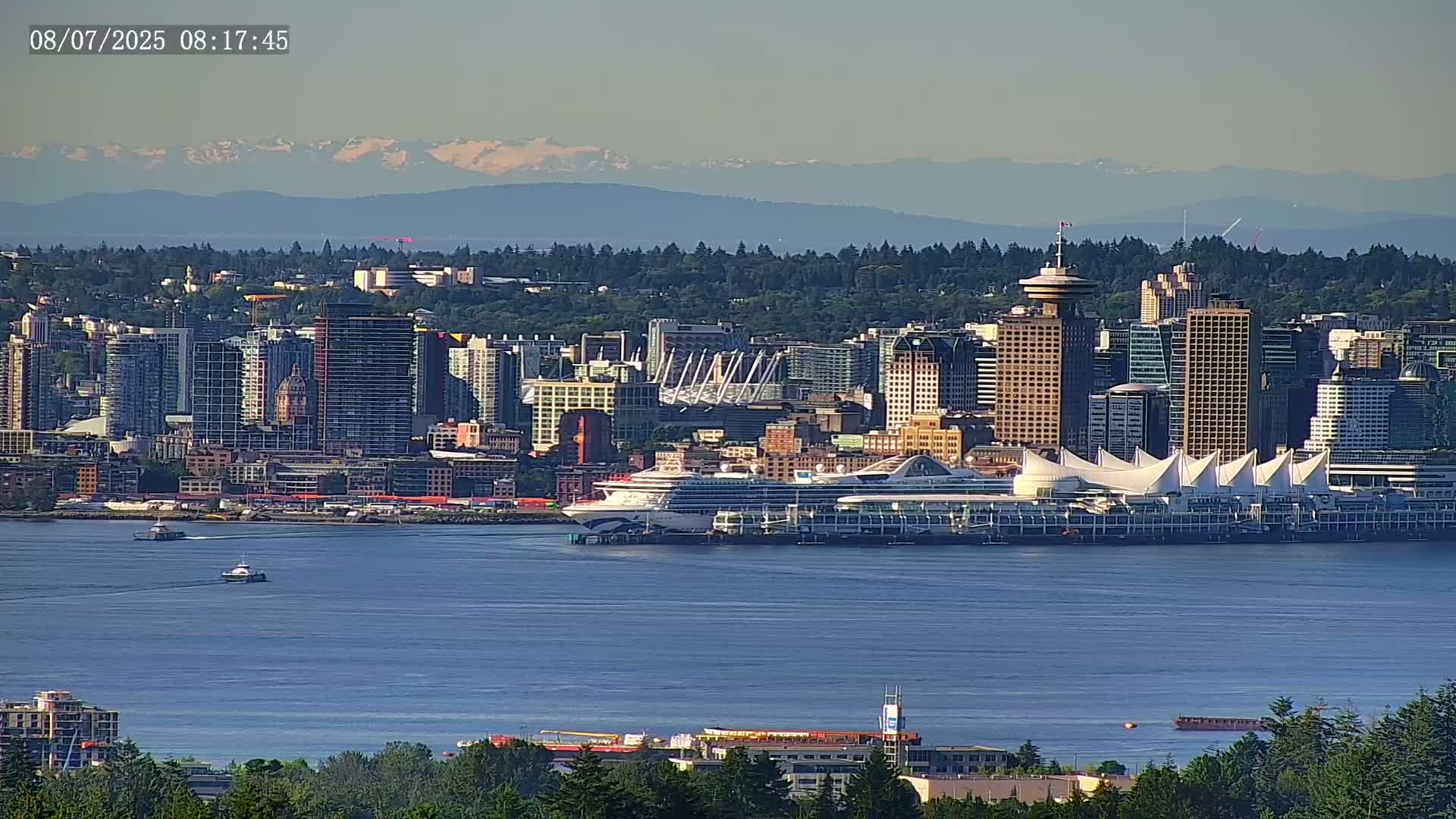 Vancouver City Skyline  & Cruise Ship Spotting Live Cam - Vancouver, Metro Vancouver, British Columbia, Canada