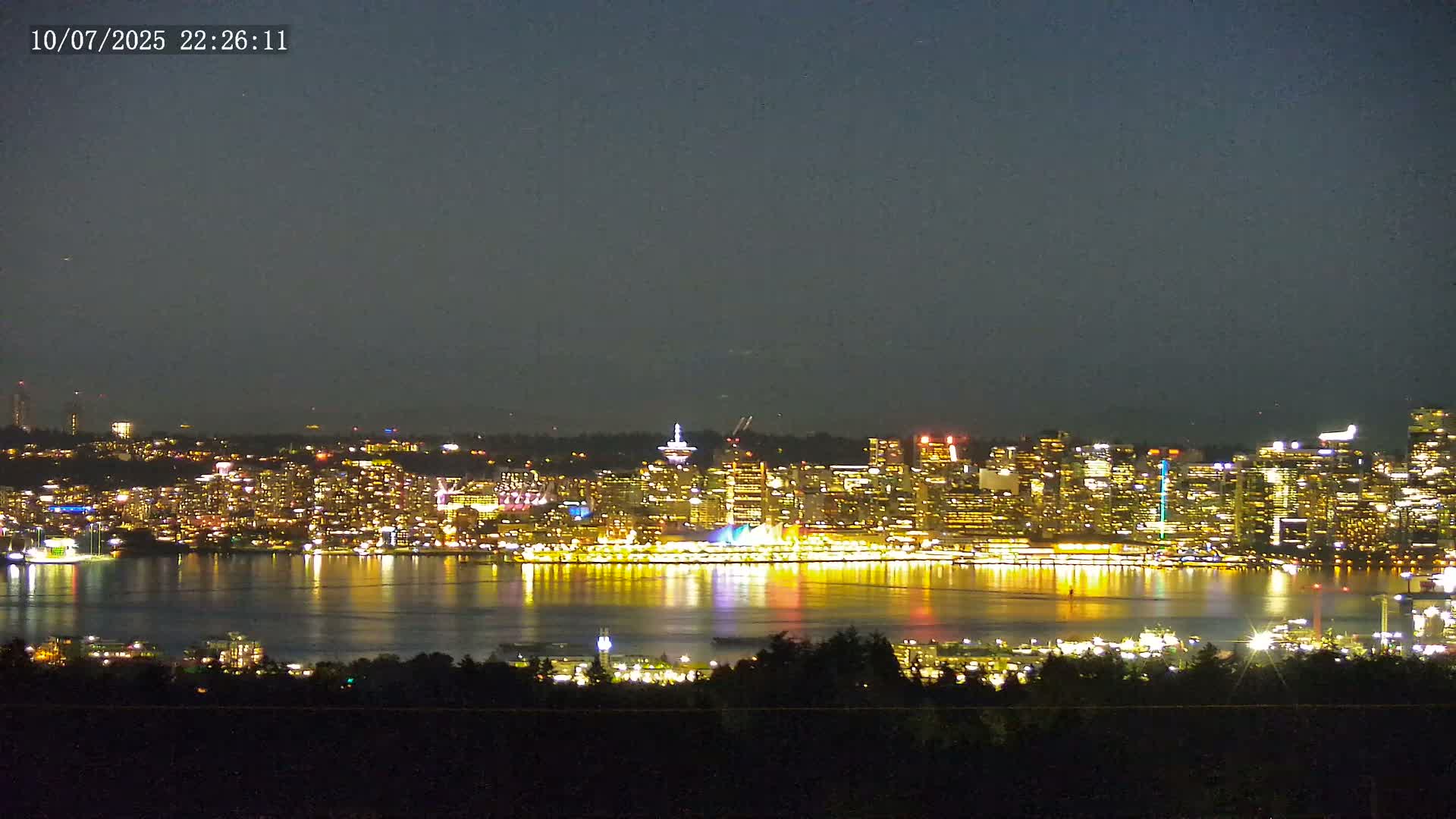 Vancouver City Skyline  & Cruise Ship Spotting Live Cam - Vancouver, Metro Vancouver, British Columbia, Canada
