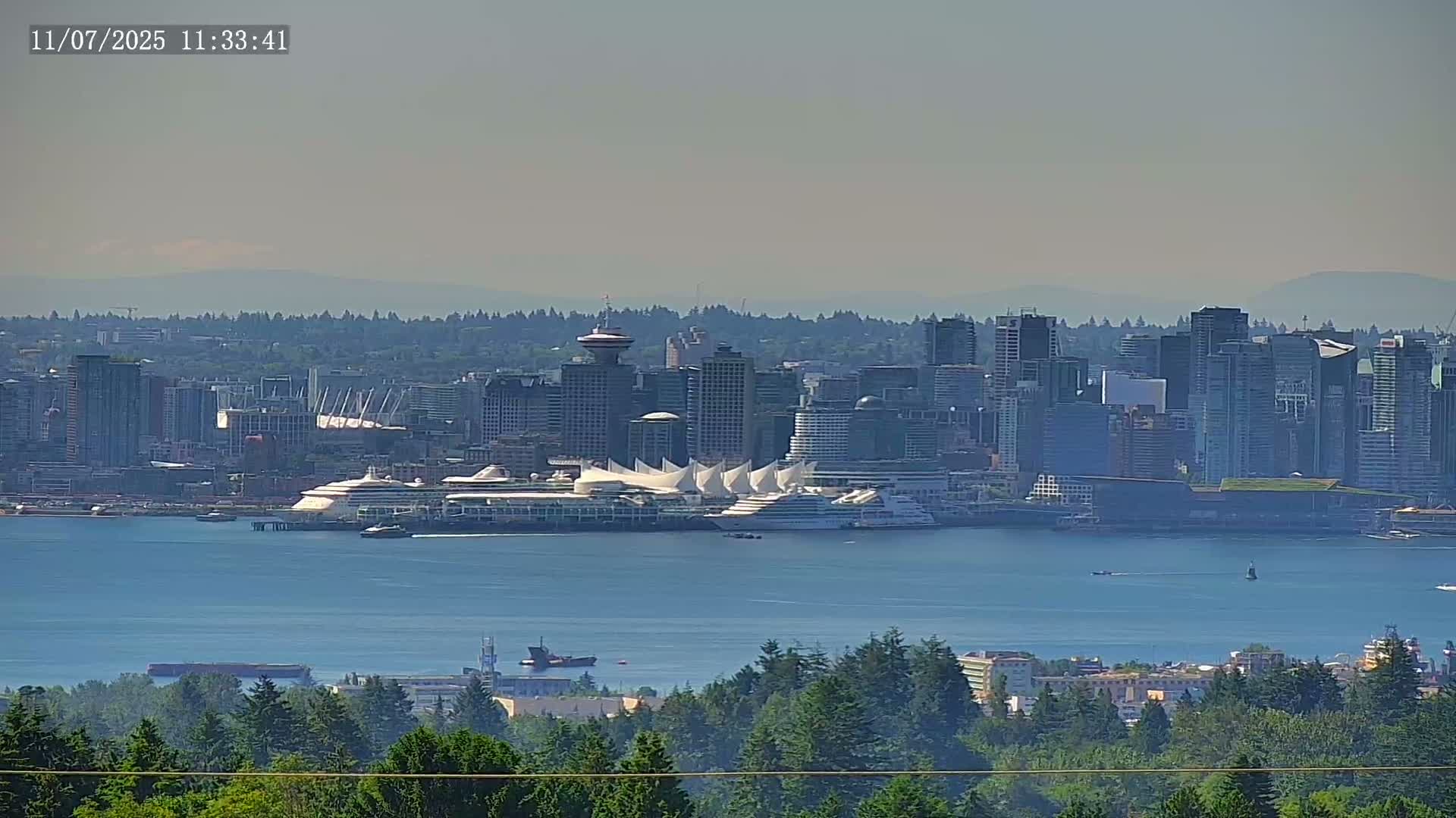 Vancouver City Skyline  & Cruise Ship Spotting Live Cam - Vancouver, Metro Vancouver, British Columbia, Canada