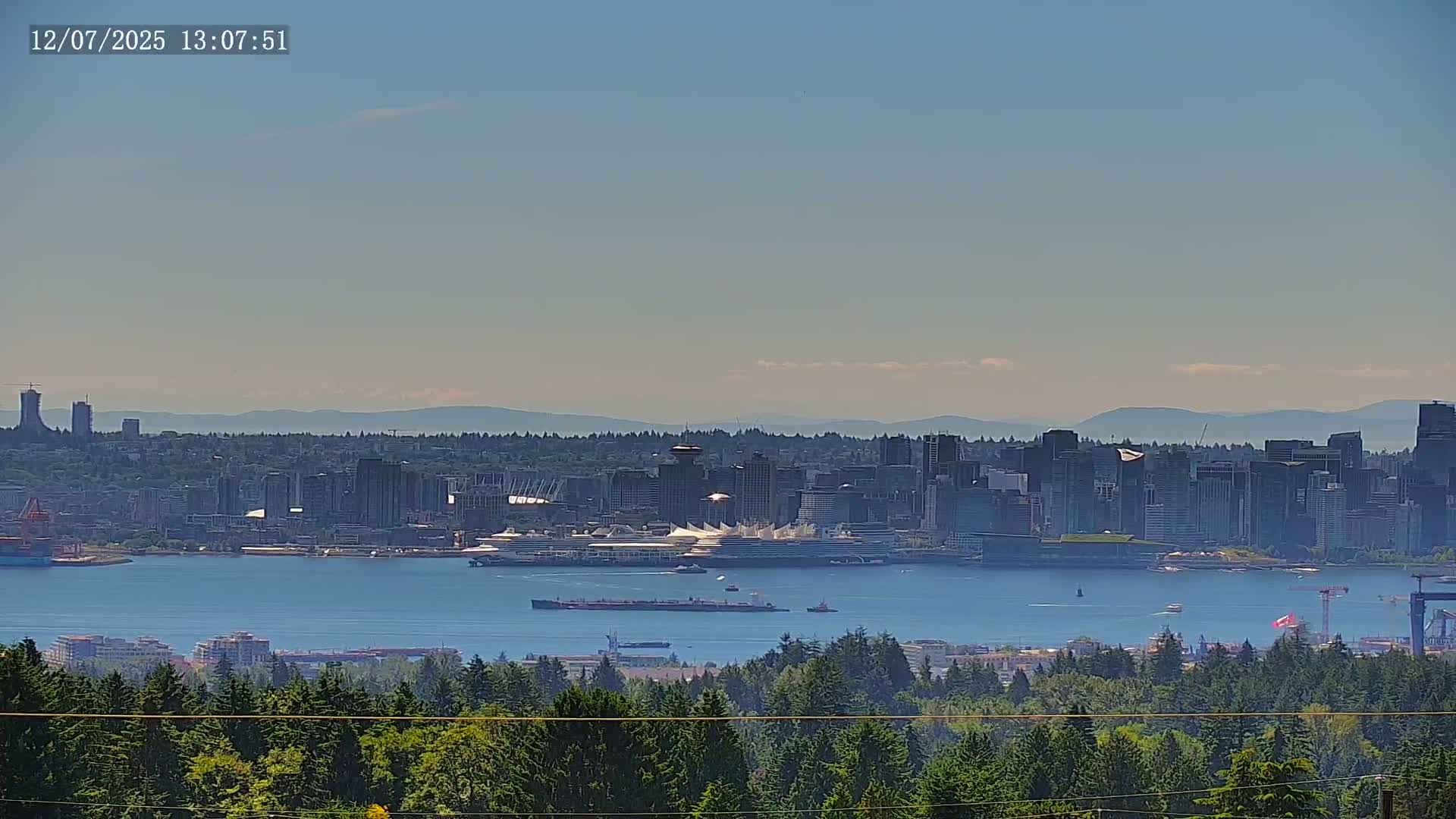 Vancouver City Skyline  & Cruise Ship Spotting Live Cam - Vancouver, Metro Vancouver, British Columbia, Canada