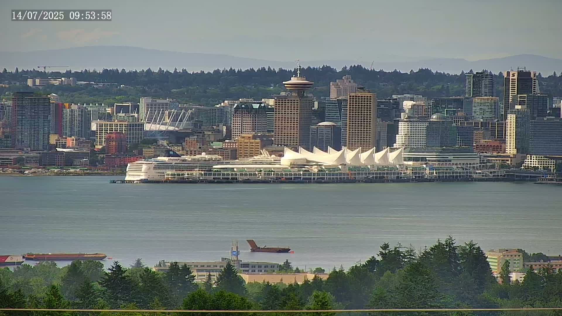 Vancouver City Skyline  & Cruise Ship Spotting Live Cam - Vancouver, Metro Vancouver, British Columbia, Canada