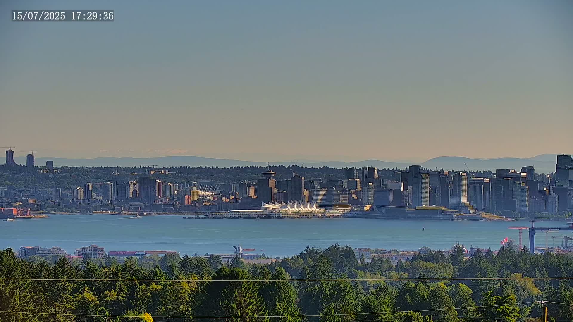 Vancouver City Skyline  & Cruise Ship Spotting Live Cam - Vancouver, Metro Vancouver, British Columbia, Canada