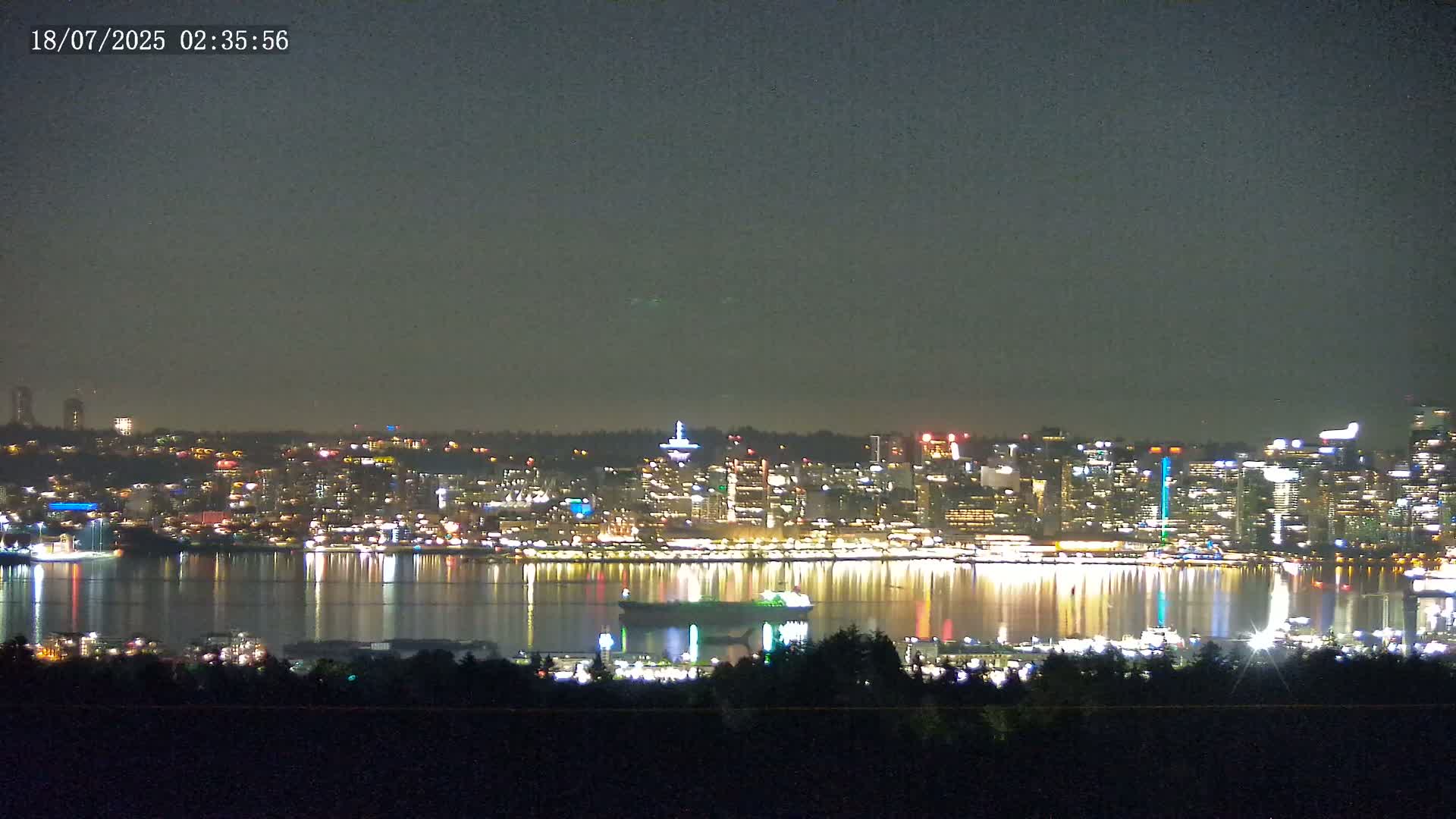 Vancouver City Skyline  & Cruise Ship Spotting Live Cam - Vancouver, Metro Vancouver, British Columbia, Canada