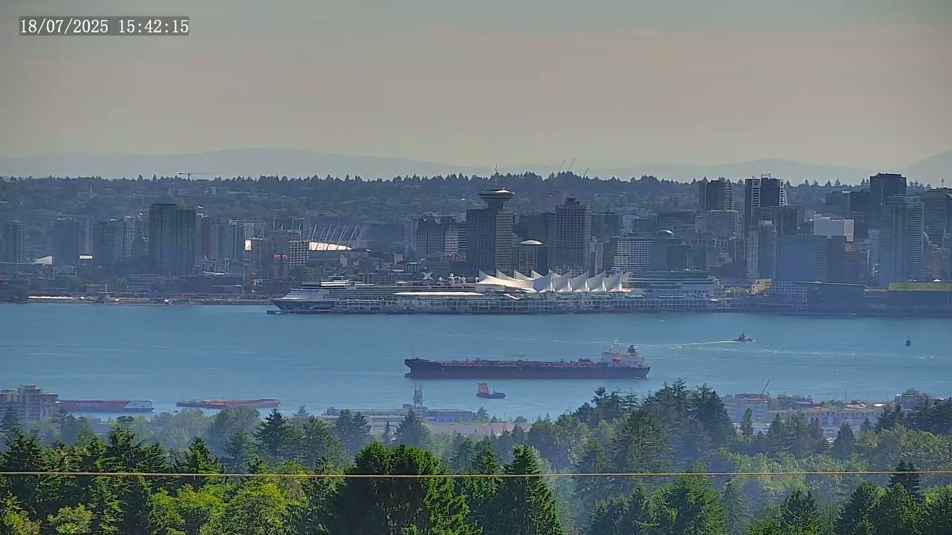 Vancouver City Skyline  & Cruise Ship Spotting Live Cam - Vancouver, Metro Vancouver, British Columbia, Canada