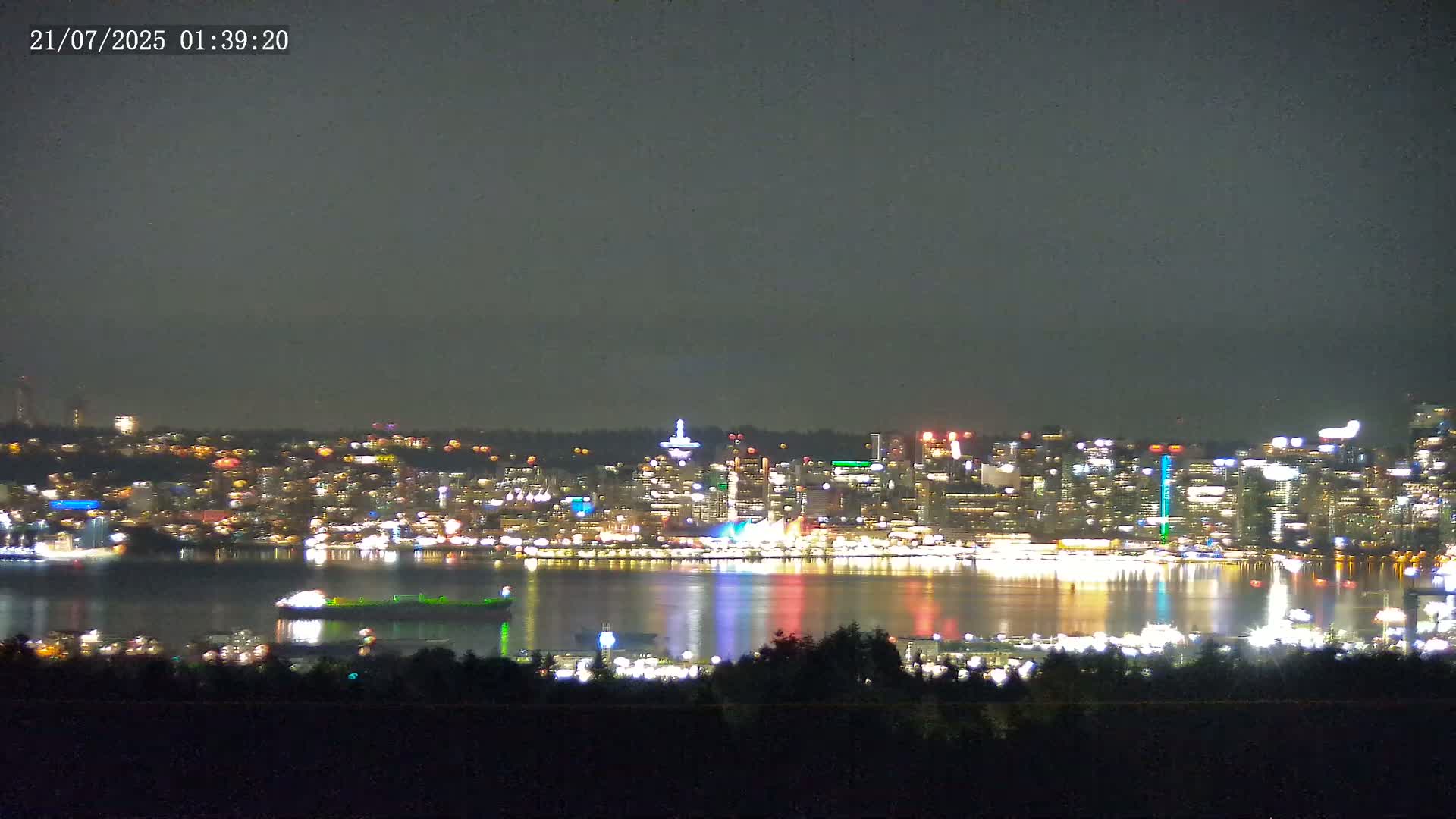 Vancouver City Skyline  & Cruise Ship Spotting Live Cam - Vancouver, Metro Vancouver, British Columbia, Canada