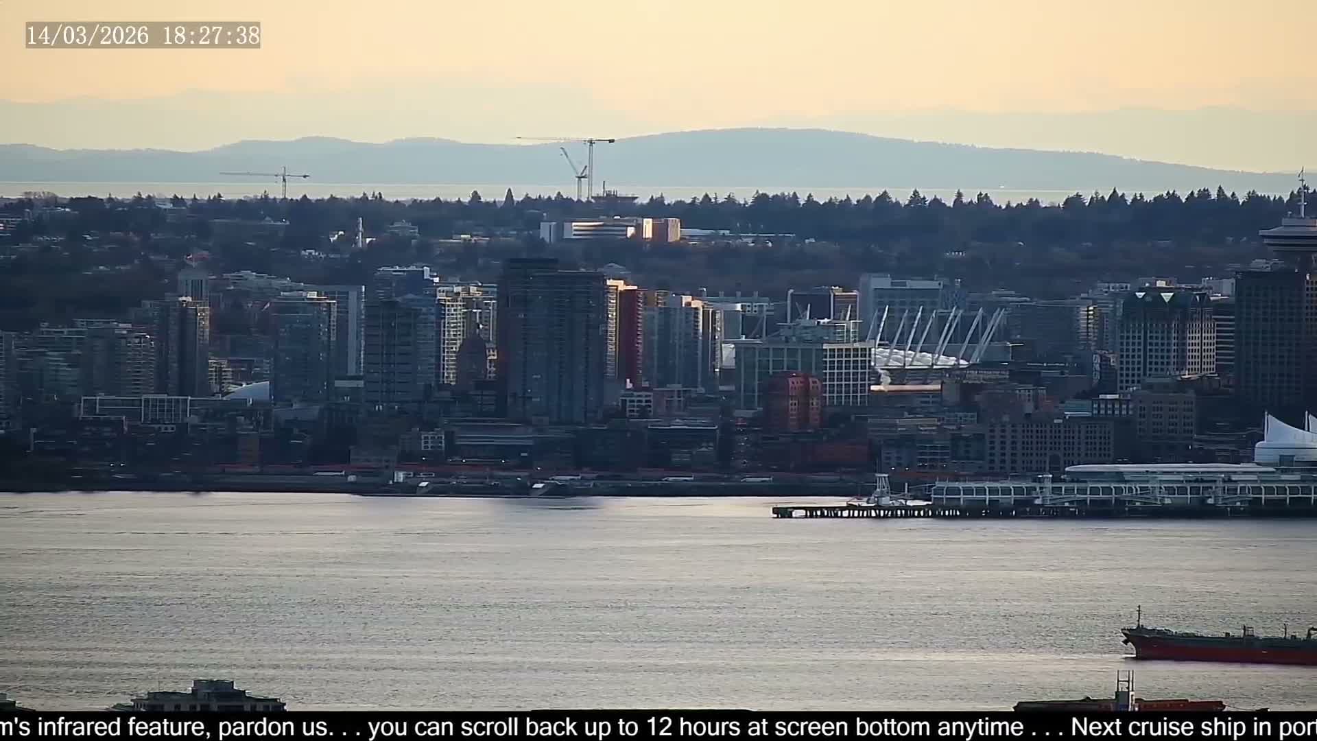Vancouver City Skyline  & Cruise Ship Spotting Live Cam - Vancouver, Metro Vancouver, British Columbia, Canada