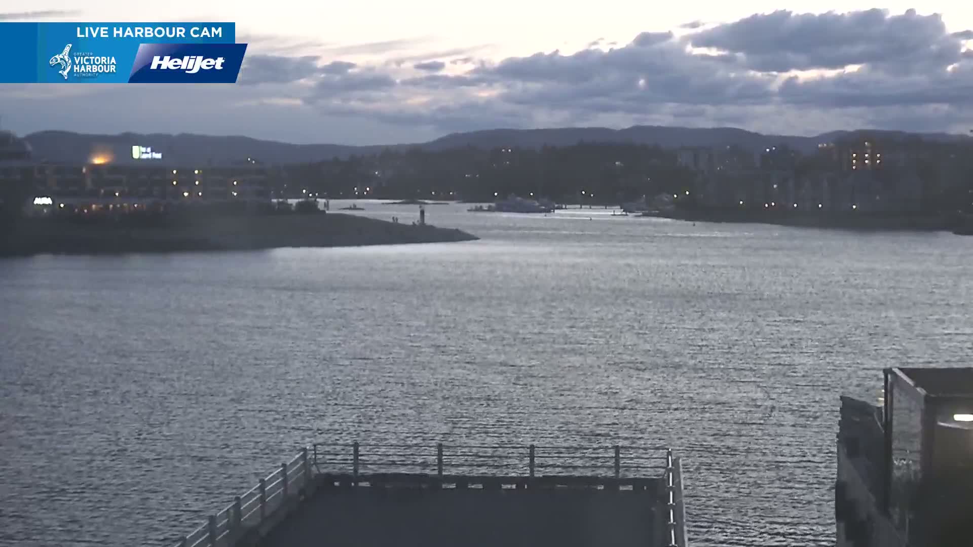 Victoria City Skyline & Victoria Harbour Live Cam - Victoria, Capital Regional District, British Columbia, Canada