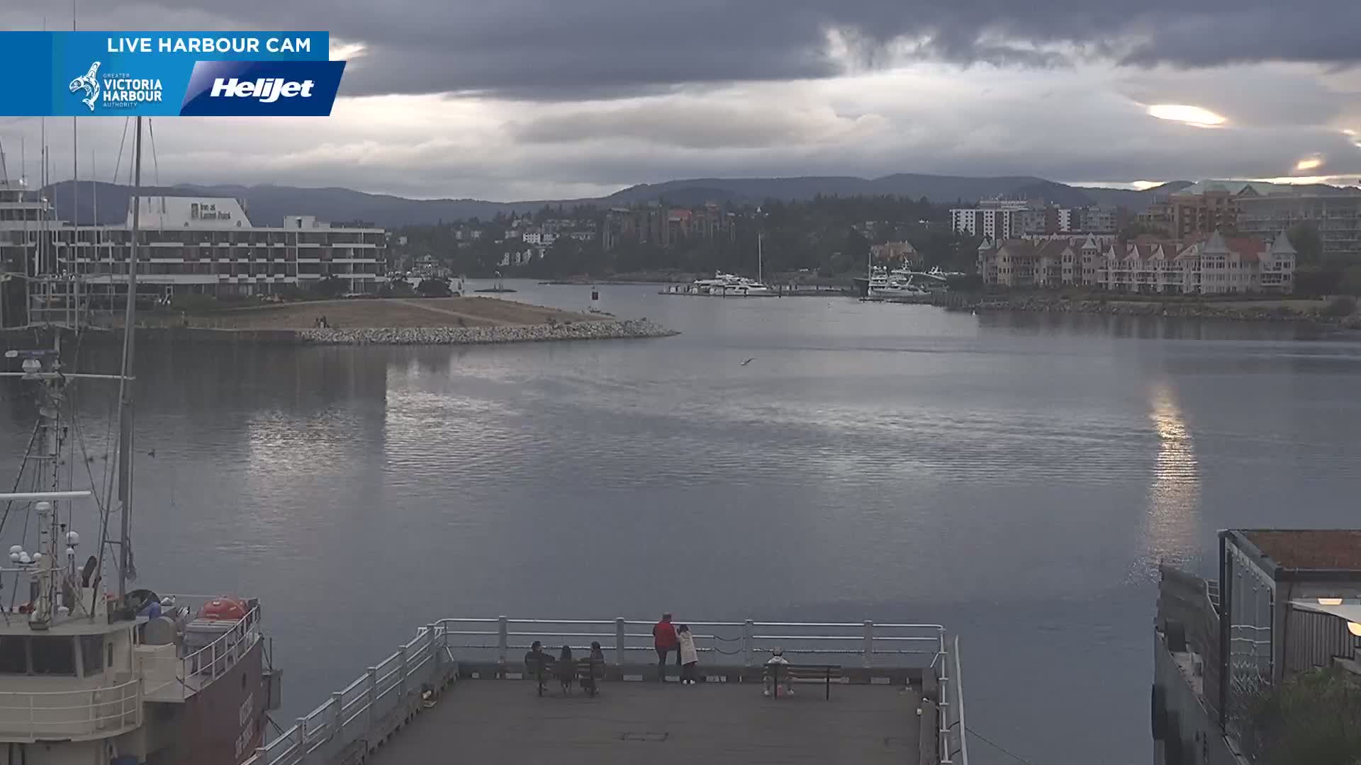 Victoria City Skyline & Victoria Harbour Live Cam - Victoria, Capital Regional District, British Columbia, Canada