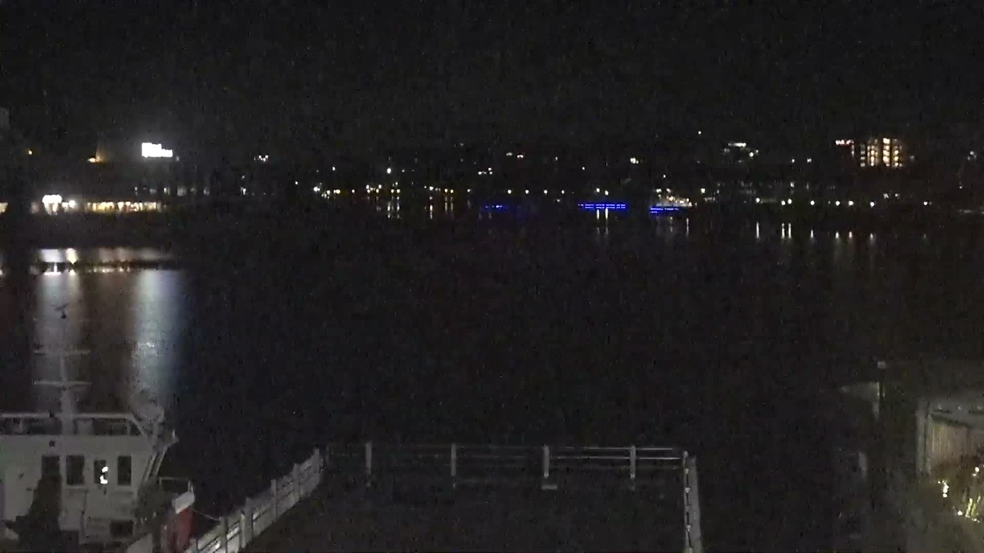 Victoria City Skyline & Victoria Harbour Live Cam - Victoria, Capital Regional District, British Columbia, Canada