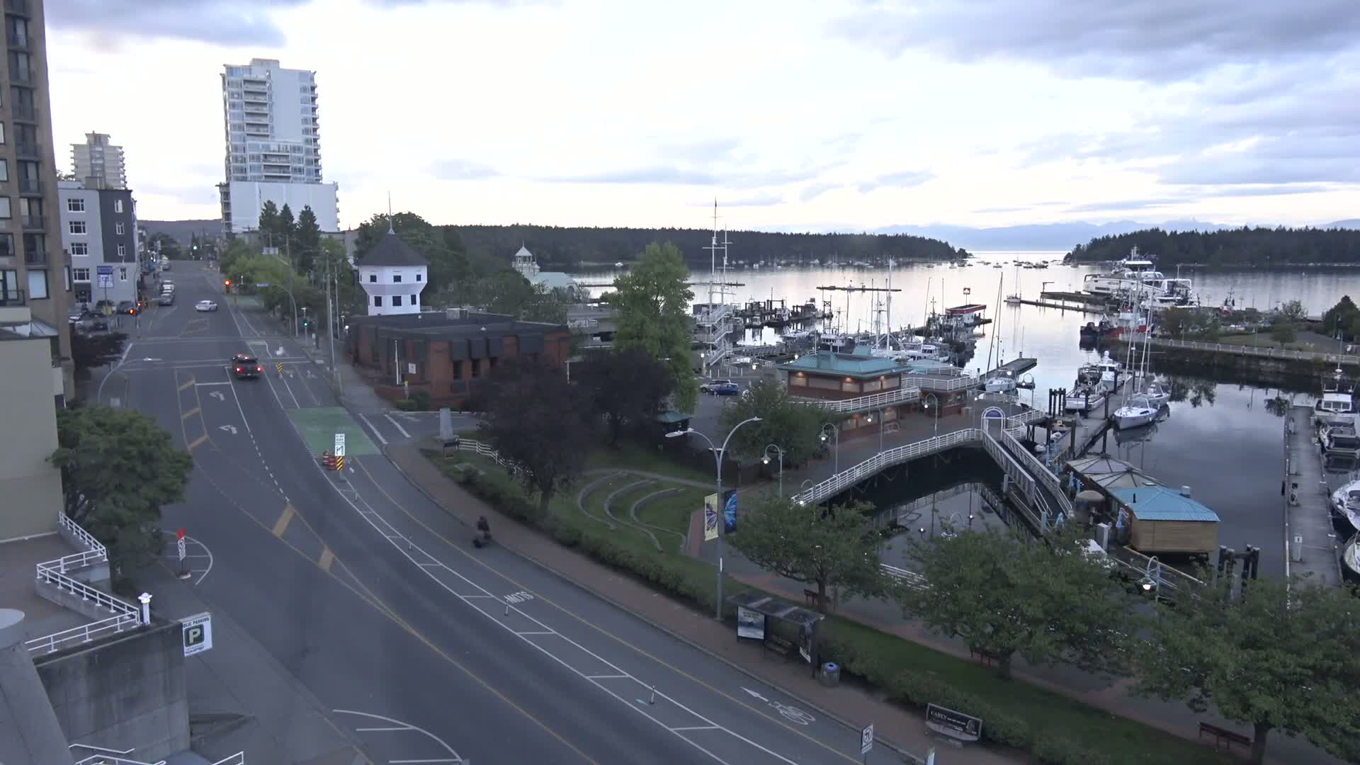 Nanamio City & Nanaimo Harbour Live Cam - Nanaimo, Nanaimo Regional, British Columbia, Canada