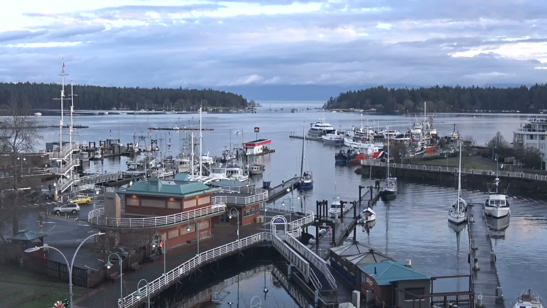 Nanamio City & Nanaimo Harbour Live Cam - Nanaimo, Nanaimo Regional, British Columbia, Canada