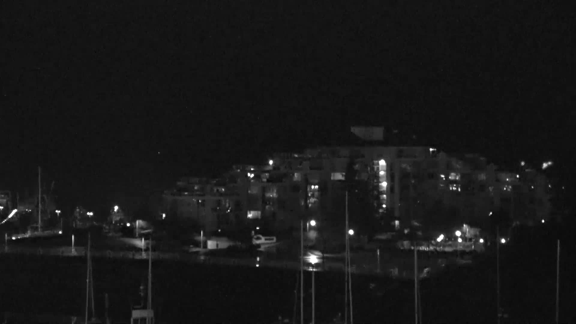 Nanamio City & Nanaimo Harbour Live Cam - Nanaimo, Nanaimo Regional, British Columbia, Canada