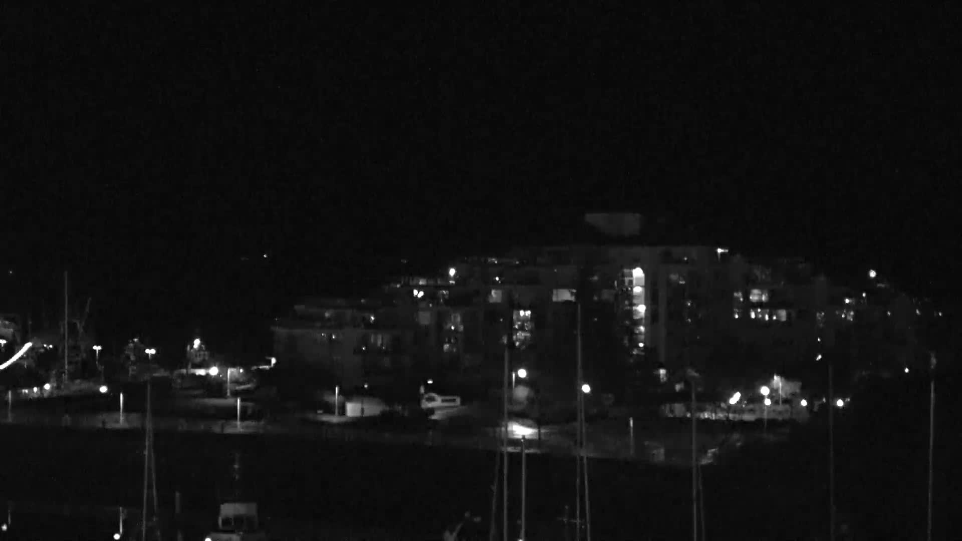 Nanamio City & Nanaimo Harbour Live Cam - Nanaimo, Nanaimo Regional, British Columbia, Canada