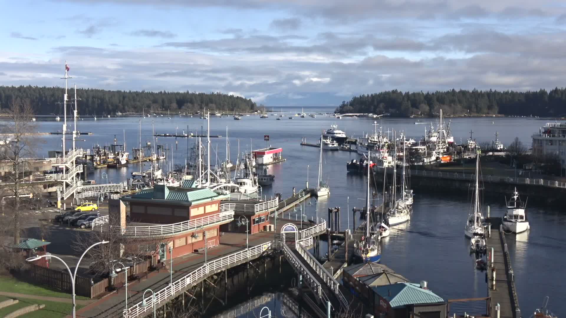 Nanamio City & Nanaimo Harbour Live Cam - Nanaimo, Nanaimo Regional, British Columbia, Canada