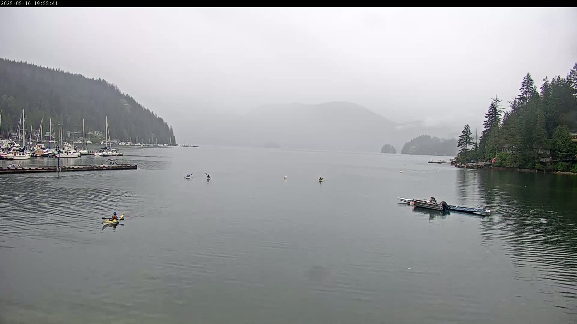 Vancouver Deep Cove Beach & Kayak Center Live Cam - Deep Cove, North Vancouver, Metro Vancouver, British Columbia, Canada