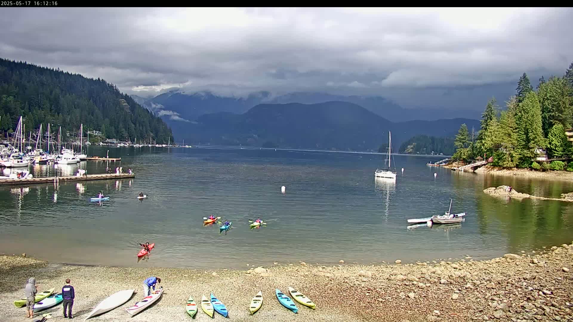 Vancouver Deep Cove Beach & Kayak Center Live Cam - Deep Cove, North Vancouver, Metro Vancouver, British Columbia, Canada