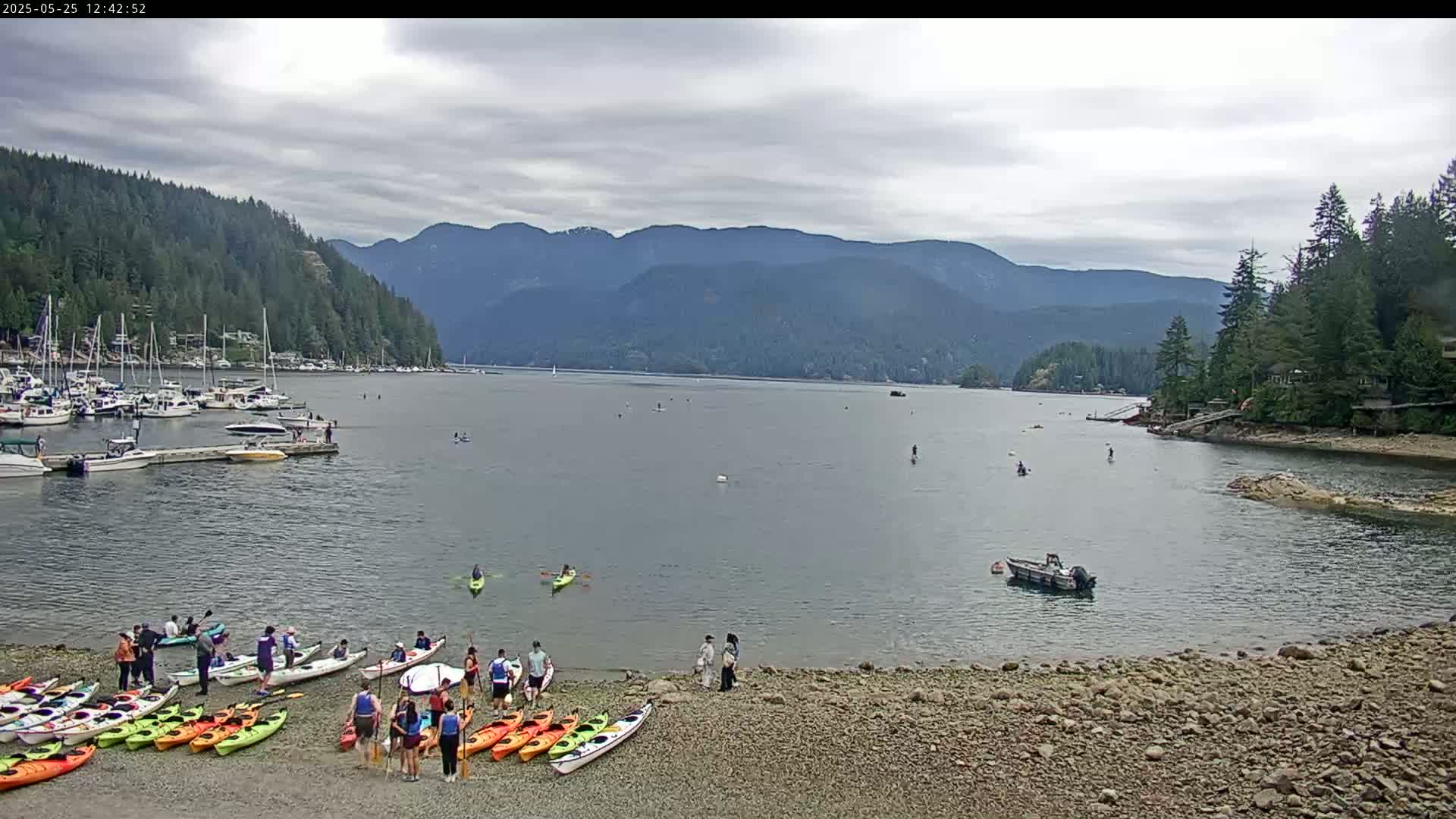 Vancouver Deep Cove Beach & Kayak Center Live Cam - Deep Cove, North Vancouver, Metro Vancouver, British Columbia, Canada