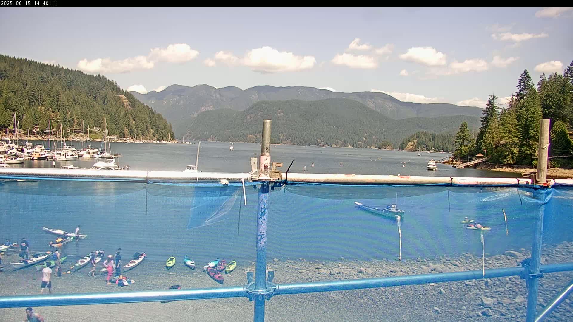 Vancouver Deep Cove Beach & Kayak Center Live Cam - Deep Cove, North Vancouver, Metro Vancouver, British Columbia, Canada