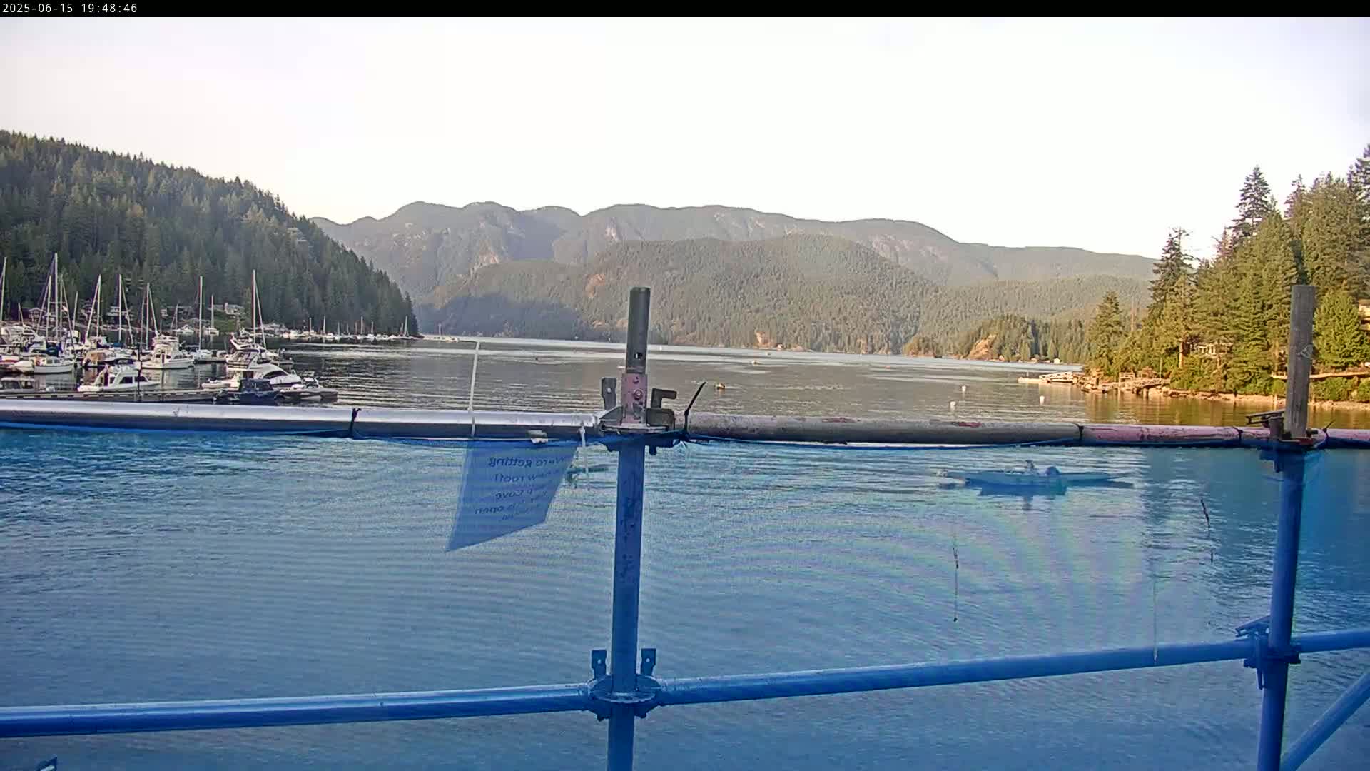 Vancouver Deep Cove Beach & Kayak Center Live Cam - Deep Cove, North Vancouver, Metro Vancouver, British Columbia, Canada