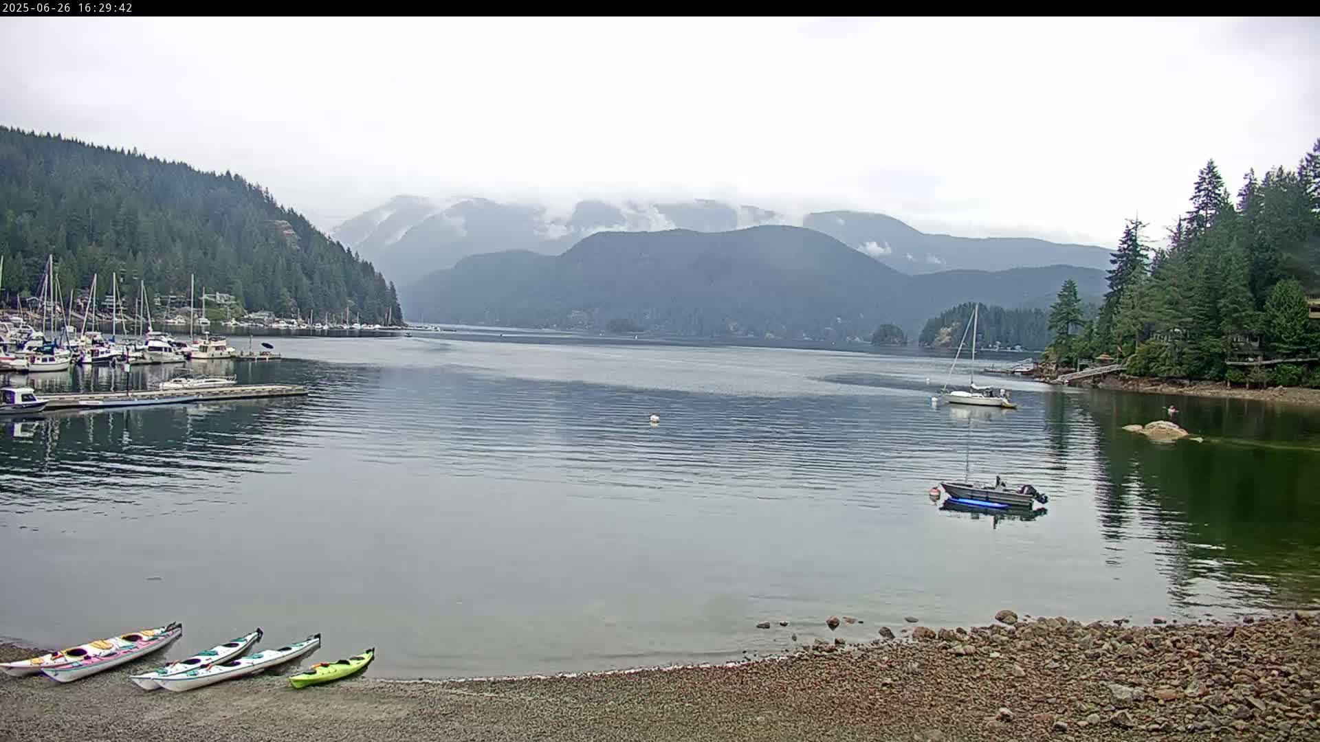 Vancouver Deep Cove Beach & Kayak Center Live Cam - Deep Cove, North Vancouver, Metro Vancouver, British Columbia, Canada