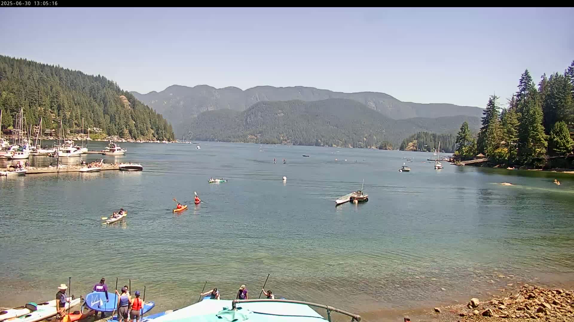 Vancouver Deep Cove Beach & Kayak Center Live Cam - Deep Cove, North Vancouver, Metro Vancouver, British Columbia, Canada