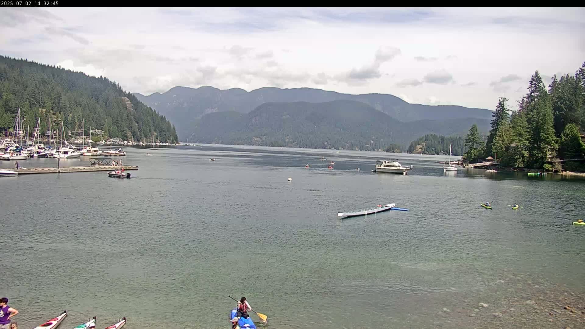 Vancouver Deep Cove Beach & Kayak Center Live Cam - Deep Cove, North Vancouver, Metro Vancouver, British Columbia, Canada