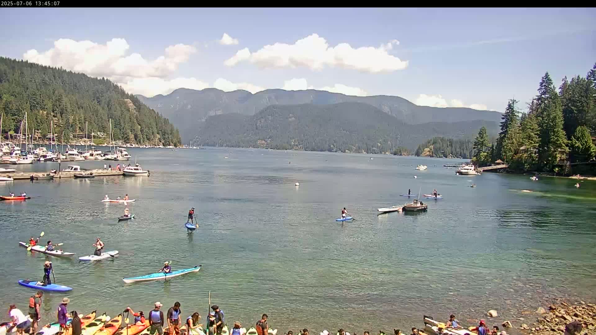 Vancouver Deep Cove Beach & Kayak Center Live Cam - Deep Cove, North Vancouver, Metro Vancouver, British Columbia, Canada