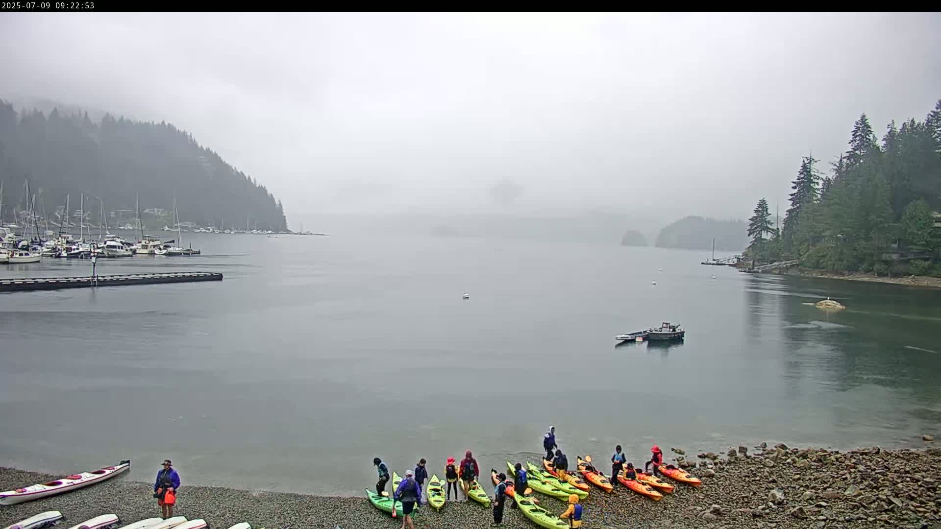 Vancouver Deep Cove Beach & Kayak Center Live Cam - Deep Cove, North Vancouver, Metro Vancouver, British Columbia, Canada