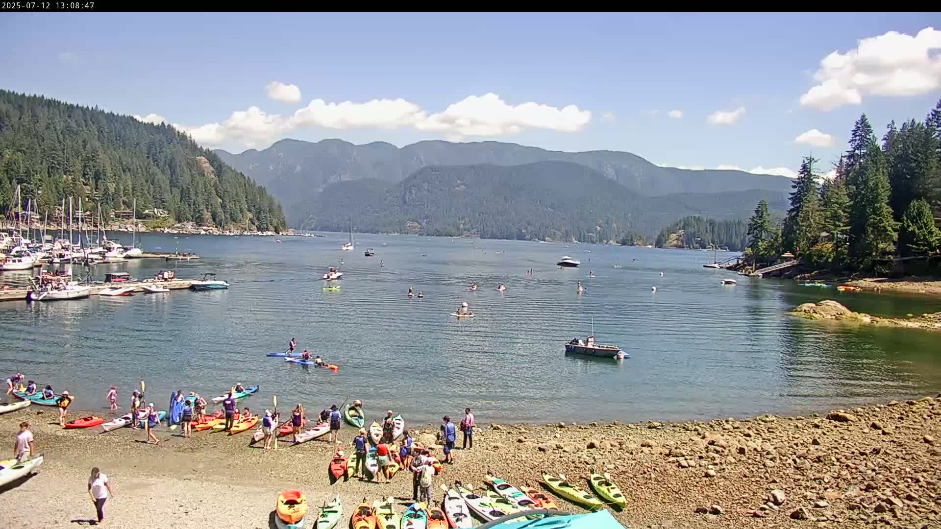 Vancouver Deep Cove Beach & Kayak Center Live Cam - Deep Cove, North Vancouver, Metro Vancouver, British Columbia, Canada
