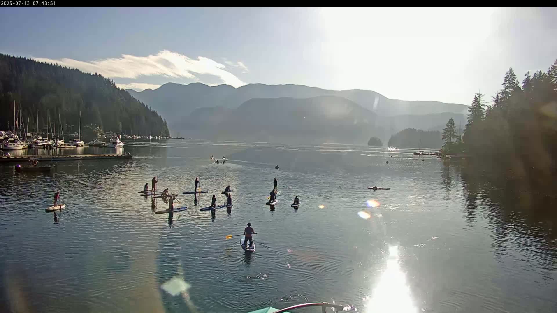 Vancouver Deep Cove Beach & Kayak Center Live Cam - Deep Cove, North Vancouver, Metro Vancouver, British Columbia, Canada